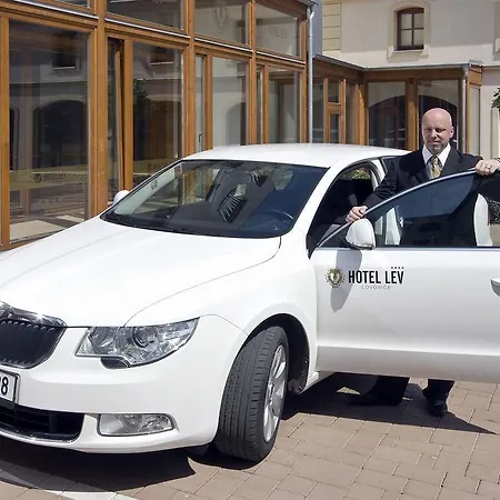 Lev Hotel Lovosice