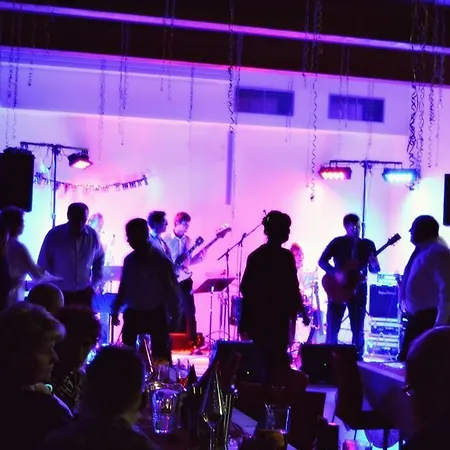 Hotel Lev