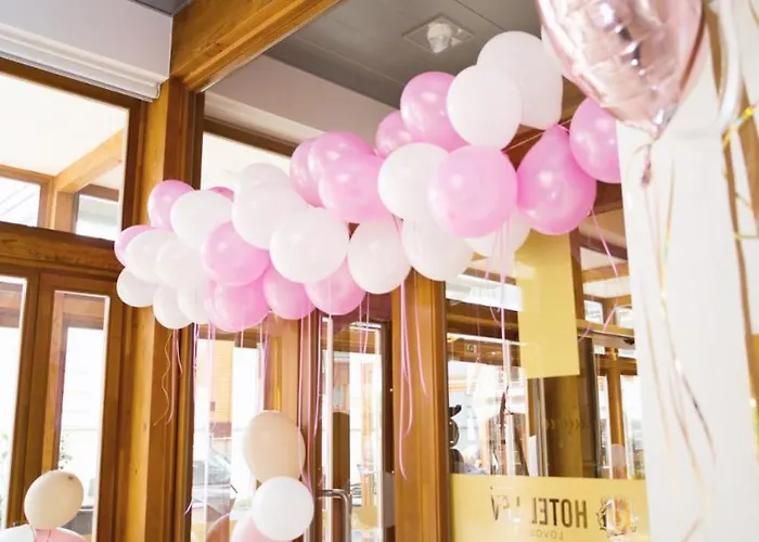 Hotel Lev 4*
