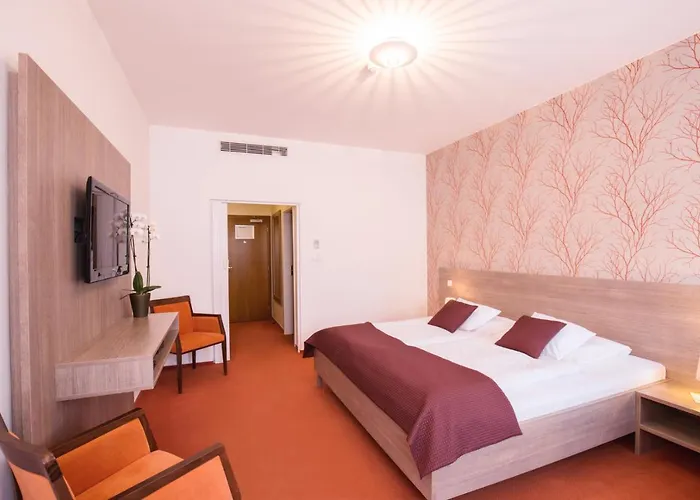 Hotel Lev Lovosice